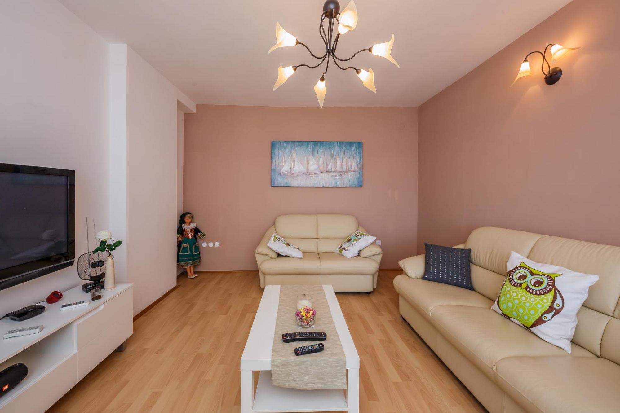 Apartman Lucija Kastela Bagian luar foto