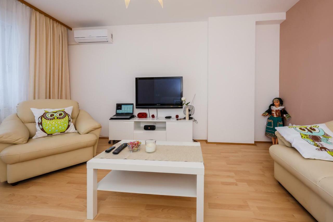 Apartman Lucija Kastela Bagian luar foto