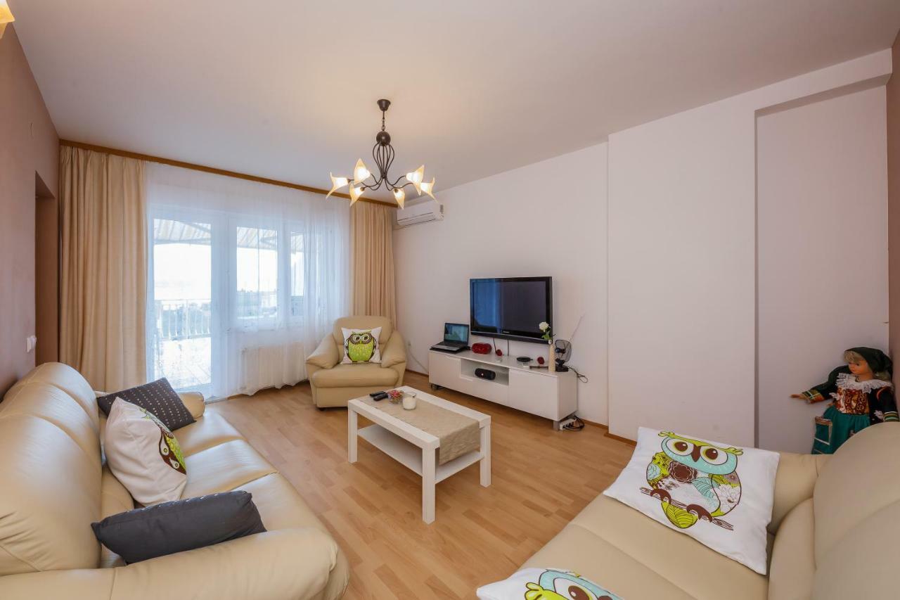 Apartman Lucija Kastela Bagian luar foto